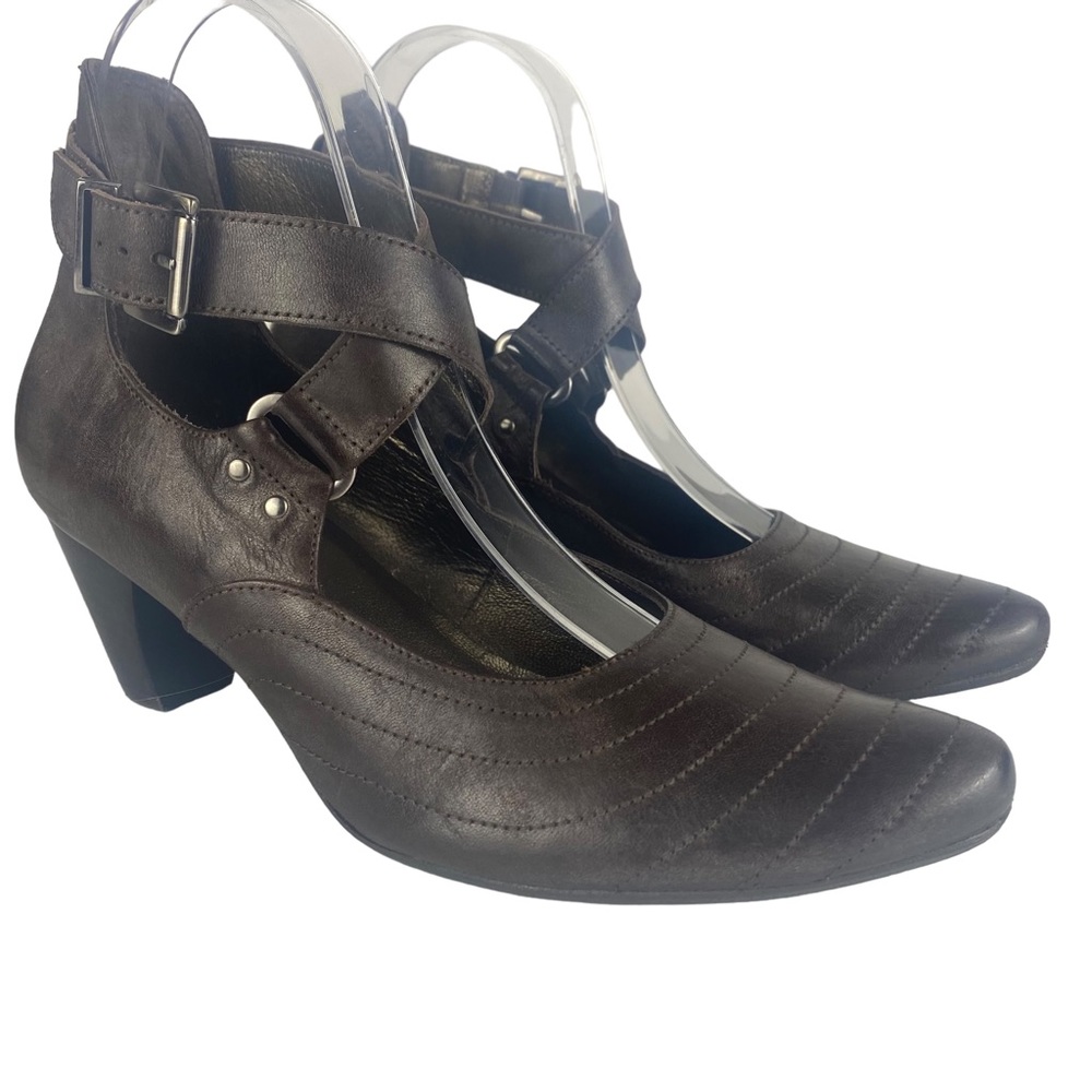 Fidji Womens Leather Adjustable Ankle Strap Pointed Toes Heels - Size 37